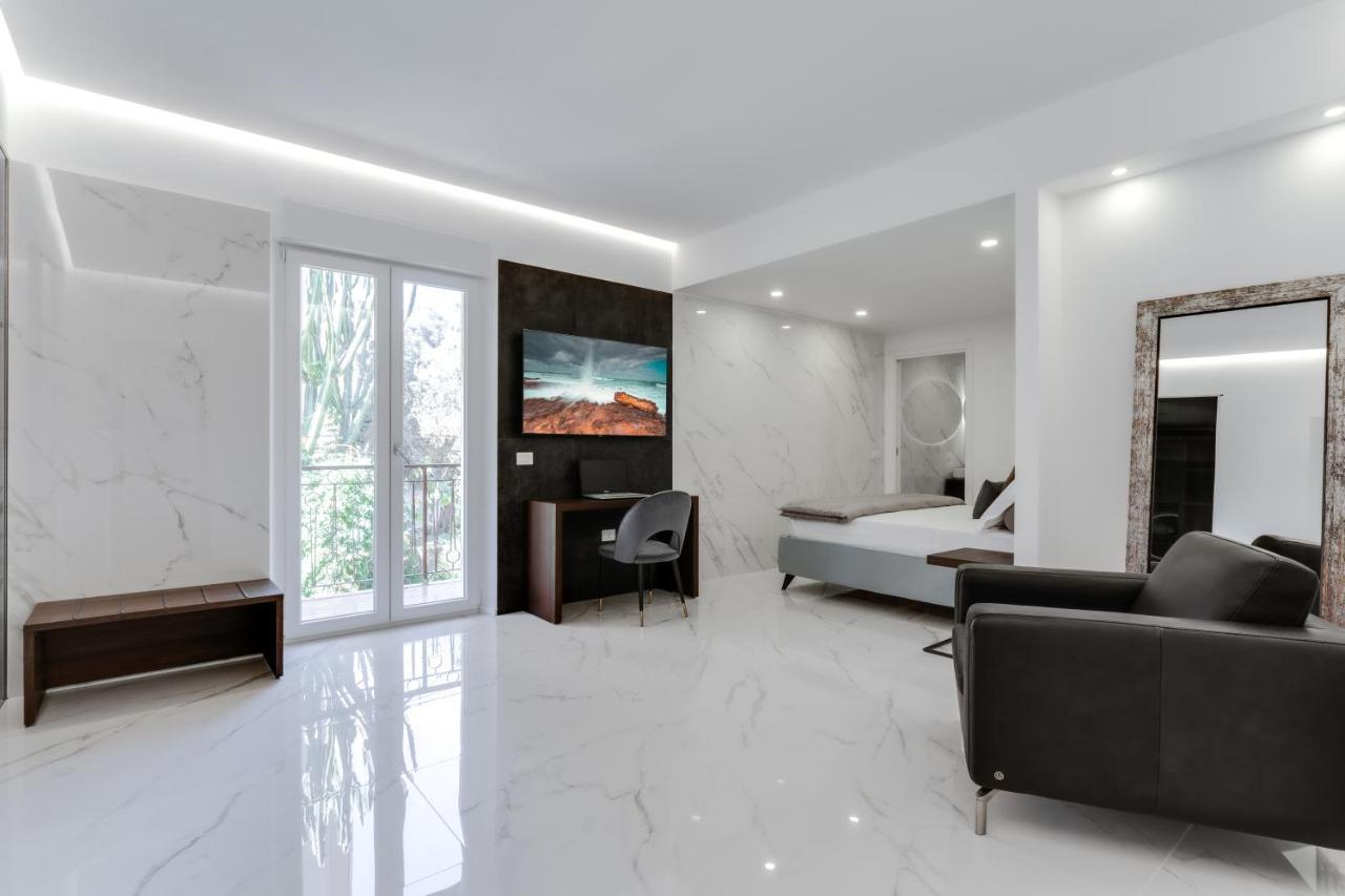 Caralis Suites Rooms Cagliari Extérieur photo